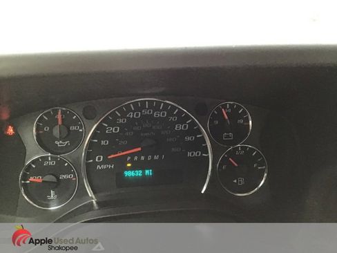 Used 2018 Chevrolet Express 2500 w/ Driver Convenience Package image 11