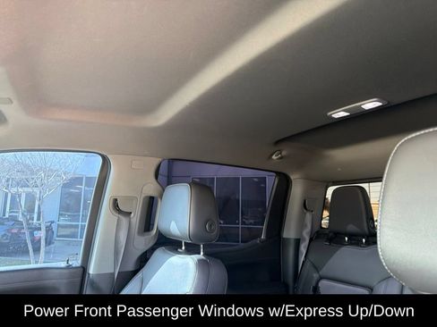 Used 2020 GMC Sierra 1500 SLT RWD image 10