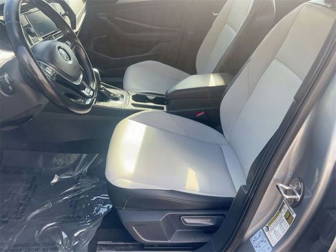 Used 2021 Volkswagen Jetta R-Line w/ R-Line Cold Weather Package image 12