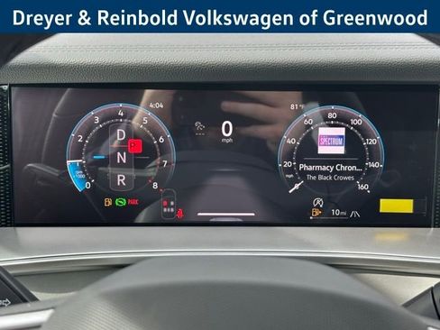 New 2026 Volkswagen Tiguan SE R-Line image 13