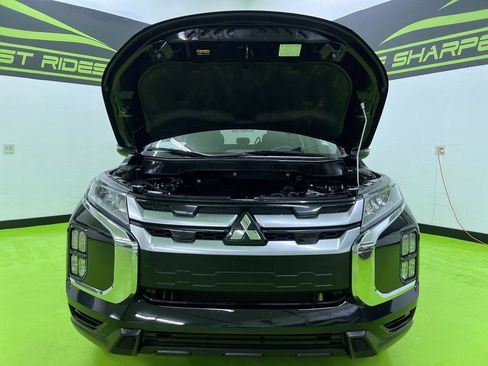 Used 2021 Mitsubishi Outlander Sport SE FWD image 4