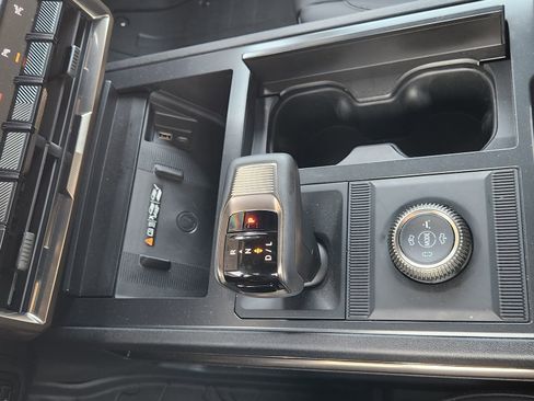 New 2025 GMC Hummer EV 2X image 22