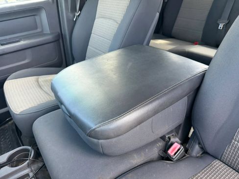Used 2012 RAM 2500 ST w/ Chrome Appearance Group AWD/4WD image 15