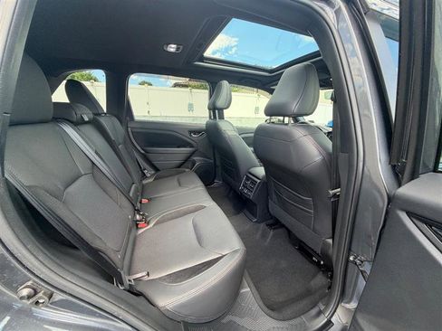 Used 2025 Subaru Forester Touring w/ Popular Package - Touring AWD/4WD image 13