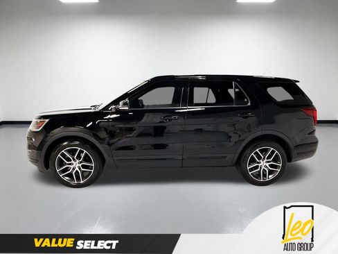 Used 2018 Ford Explorer Sport w/ Equipment Group 401A AWD/4WD image 10