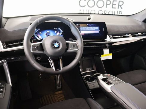 New 2026 BMW X2 xDrive28i w/ Technology Package AWD/4WD image 2