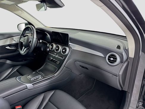 Used 2022 Mercedes-Benz GLC 300 GLC 300 image 29