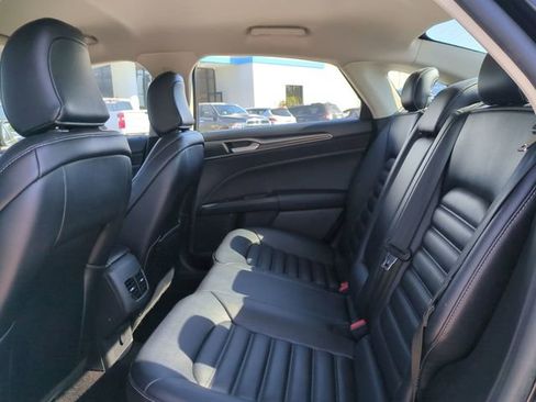 Used 2020 Ford Fusion SEL image 16