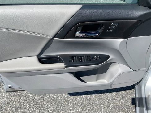 Used 2014 Honda Accord EX-L image 11