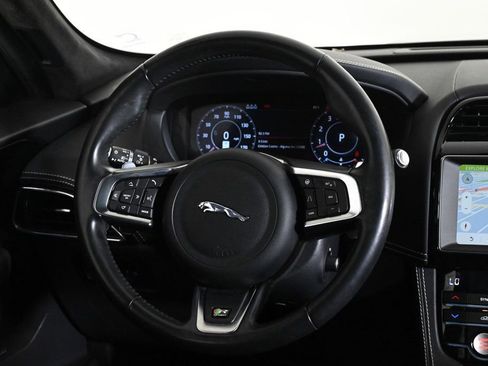 Used 2020 Jaguar F-PACE R-Sport image 10