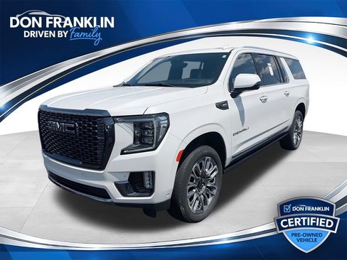 Used 2023 GMC Yukon XL Denali Ultimate AWD/4WD image 1
