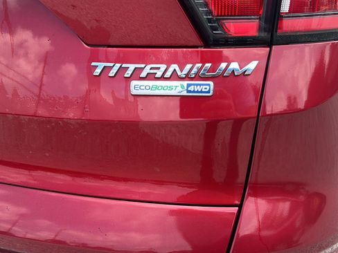 Used 2017 Ford Escape Titanium AWD/4WD image 9