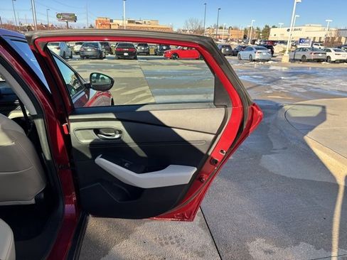 Certified 2025 Honda Accord SE image 26