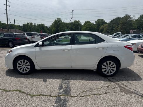 Used 2014 Toyota Corolla LE FWD image 4