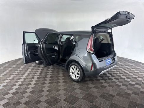 Used 2023 Kia Soul LX w/ Option Group 015 image 20