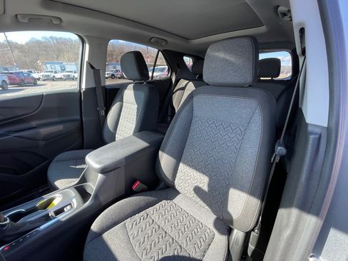 Used 2023 Chevrolet Equinox LT image 18