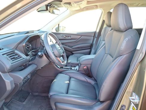 Certified 2025 Subaru Ascent Bronze Edition w/ Popular Package #2 image 10