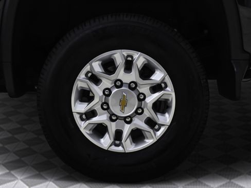 Used 2024 Chevrolet Silverado 3500 LTZ image 33