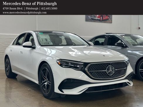 New 2026 Mercedes-Benz E 350 4MATIC Sedan image 1
