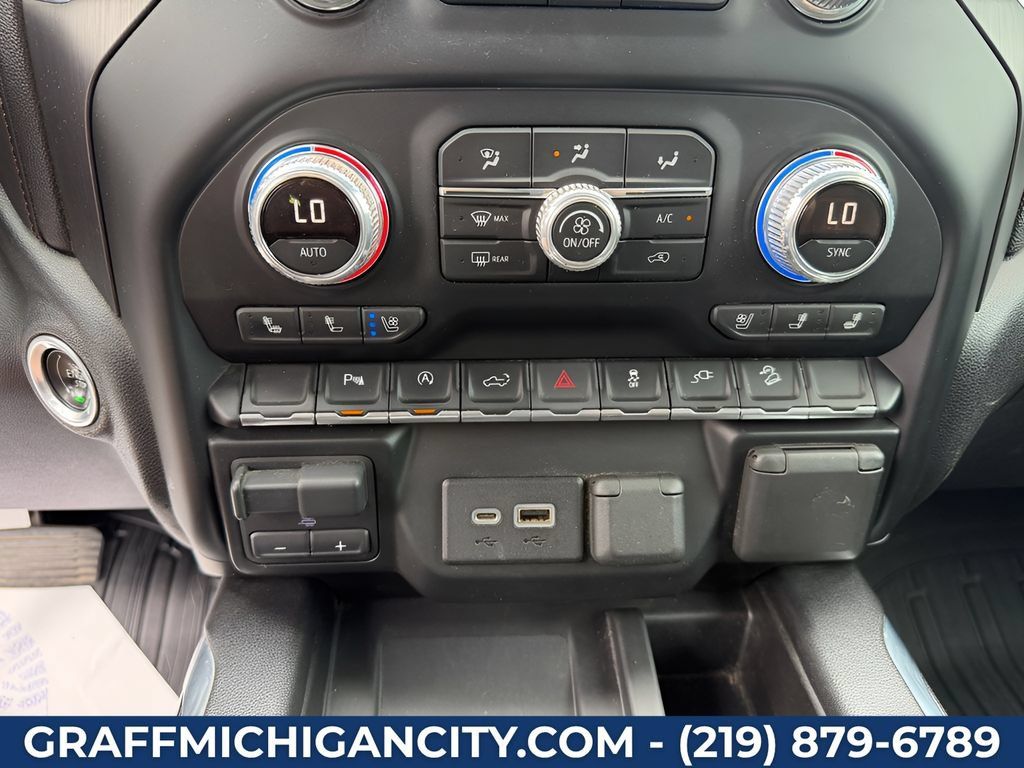 Used 2019 GMC Sierra 1500 AT4 w/ AT4 Premium Package AWD/4WD image 21