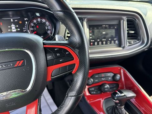 Used 2022 Dodge Challenger GT w/ Driver Convenience Group image 14