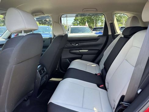 Certified 2025 Honda CR-V LX image 9