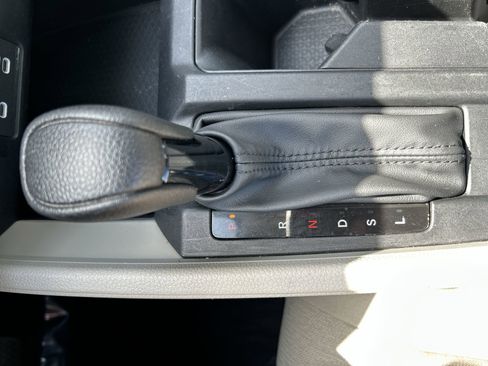Certified 2023 Honda Accord EX image 22