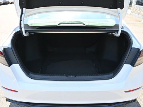 Used 2023 Honda Accord Sport image 16