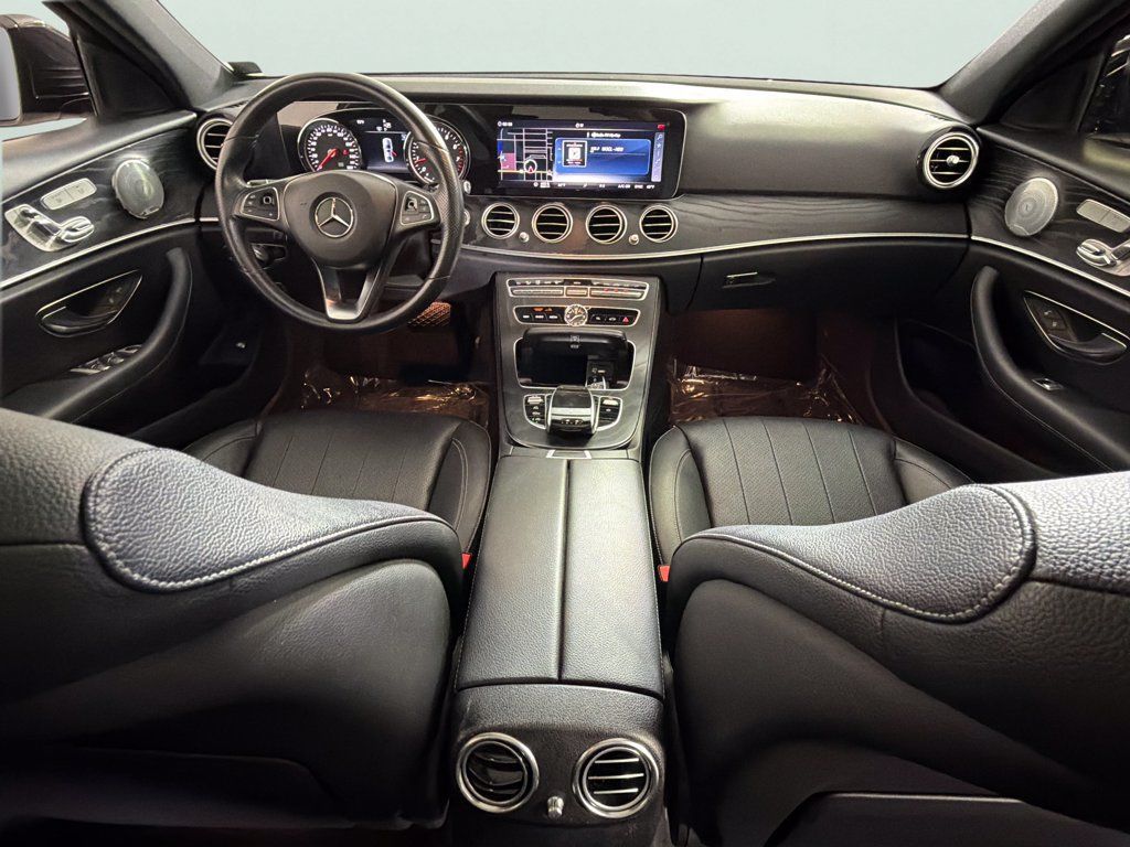 Used 2018 Mercedes-Benz E 300 image 32
