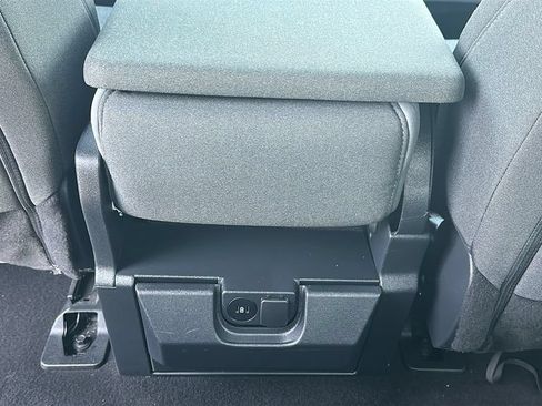 Used 2025 Ford F150 XLT w/ Equipment Group 301A Standard RWD image 30