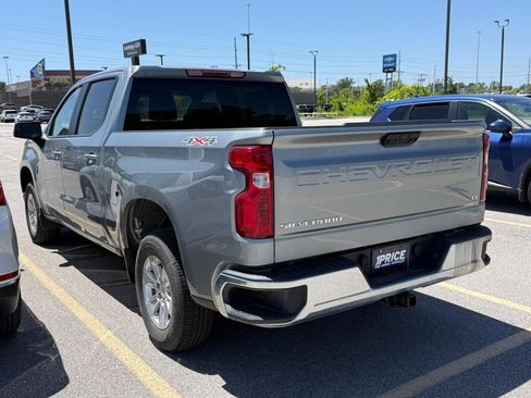 Used 2025 Chevrolet Silverado 1500 LT AWD/4WD image 11