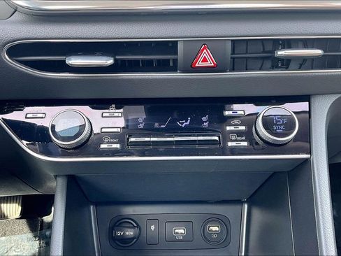 Used 2022 Hyundai Sonata Limited image 31