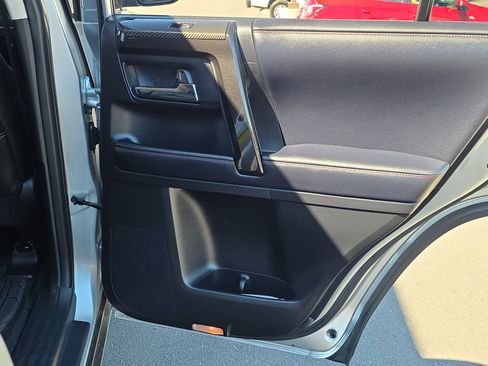 Used 2019 Toyota 4Runner TRD Off-Road image 29