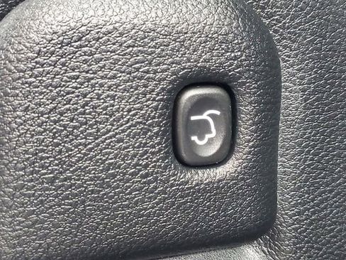 Used 2019 Jeep Grand Cherokee Limited w/ Trailer Tow Group IV image 37