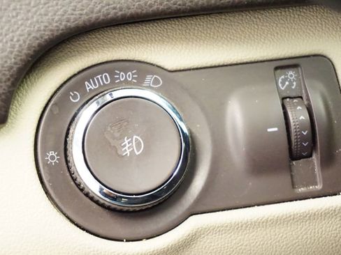 Used 2015 Buick Regal Premium w/ Experience Buick Package image 24