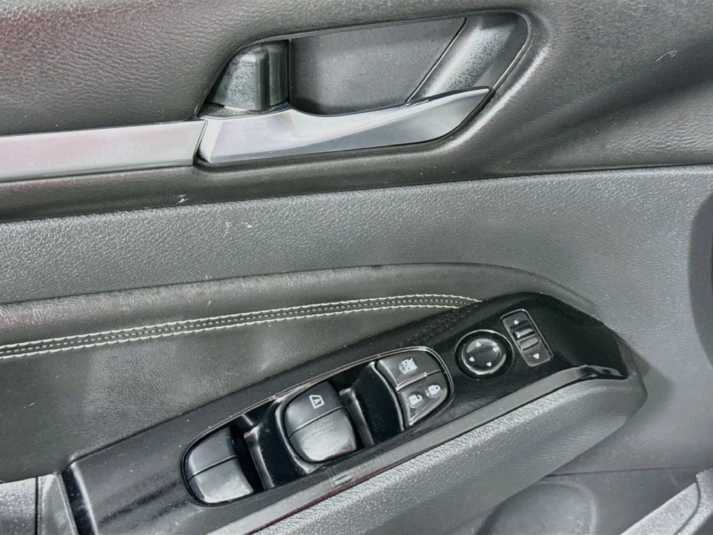 Used 2021 Nissan Altima 2.5 SV FWD image 23