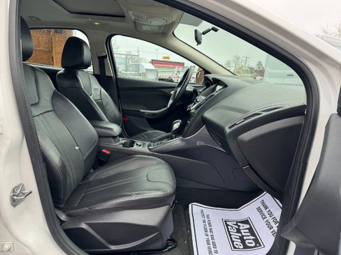 Used 2014 Ford Focus Titanium image 19