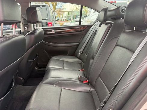 Used 2013 Hyundai Genesis 3.8 image 22
