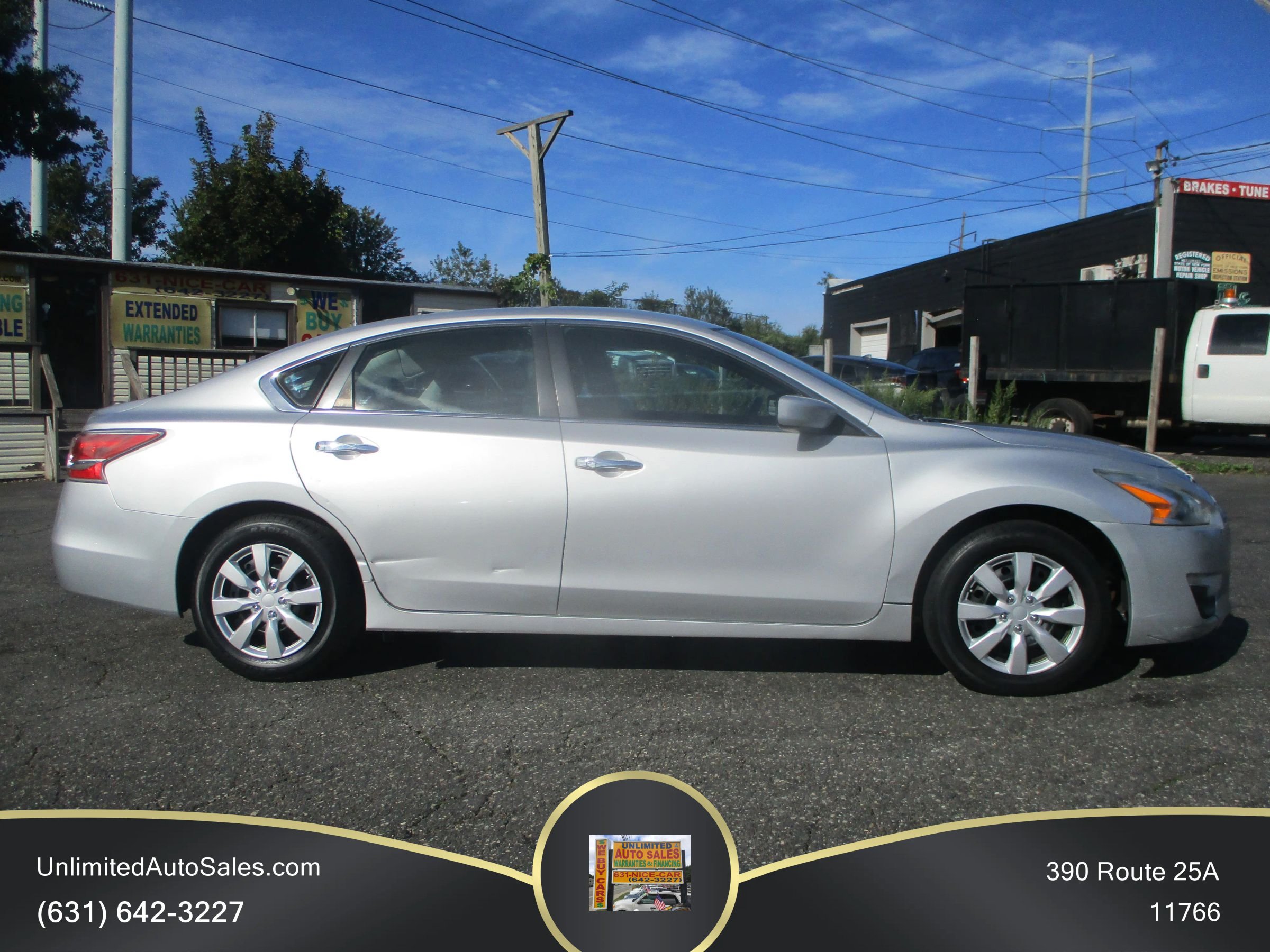 Used 2015 Nissan Altima 2.5 S w/ Power Driver Seat Package FWD image 4