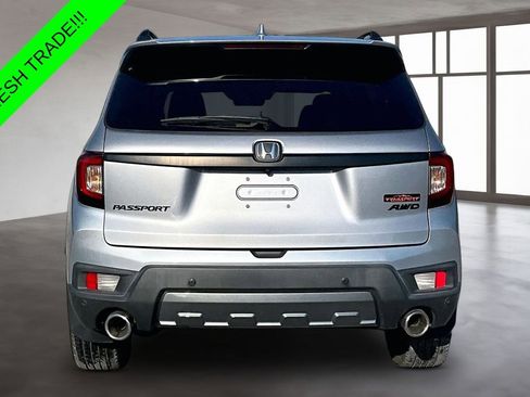 Used 2023 Honda Passport TrailSport image 5