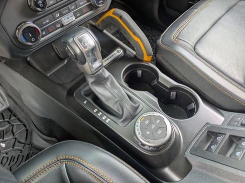 Used 2022 Ford Bronco Badlands image 26