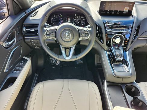 Used 2025 Acura RDX SH-AWD image 8