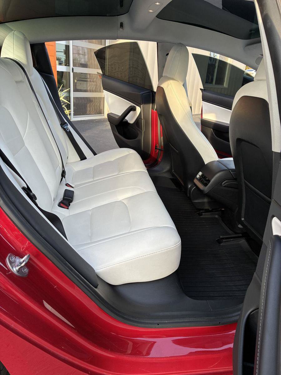 Used 2021 Tesla Model 3 Long Range AWD/4WD image 15