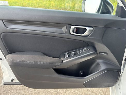 Used 2024 Honda Civic Sport image 11