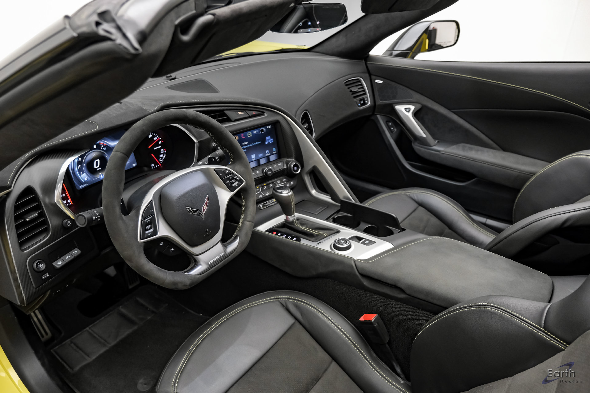 Used 2016 Chevrolet Corvette Z06 w/ C7.r Special Edition RWD image 3