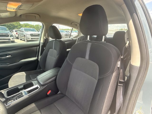 Used 2025 Nissan Sentra SV w/ All-Weather Package FWD image 15