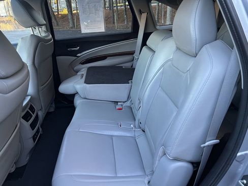 Used 2018 Acura MDX SH-AWD w/ Technology Package image 17