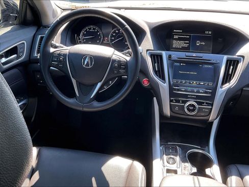 Used 2018 Acura TLX V6 image 8