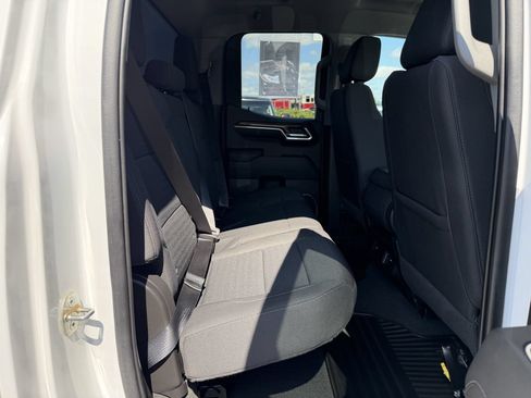 Used 2022 Chevrolet Silverado 1500 LT w/ Work Truck Package AWD/4WD image 16