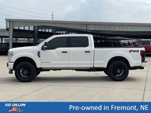 Used 2021 Ford F350 Platinum w/ FX4 Off-Road Package AWD/4WD image 19